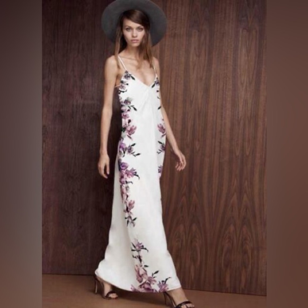 NWT Stylestalker Rem Maxi Floral Print Size Small